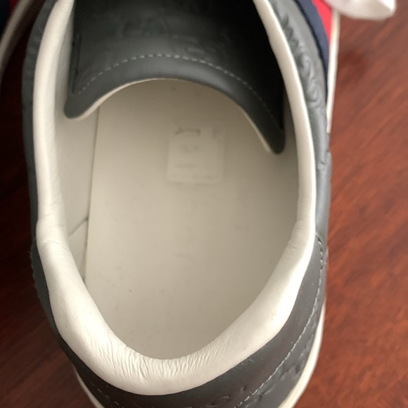Authentic Gently worn Mens Gucci sneakers size 6 - Picture 11 of 16